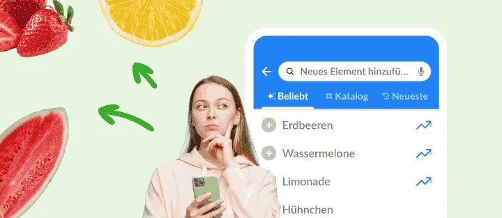Frau mit Handy neben beliebten Artikeln wie Erdbeeren und Wassermelone
